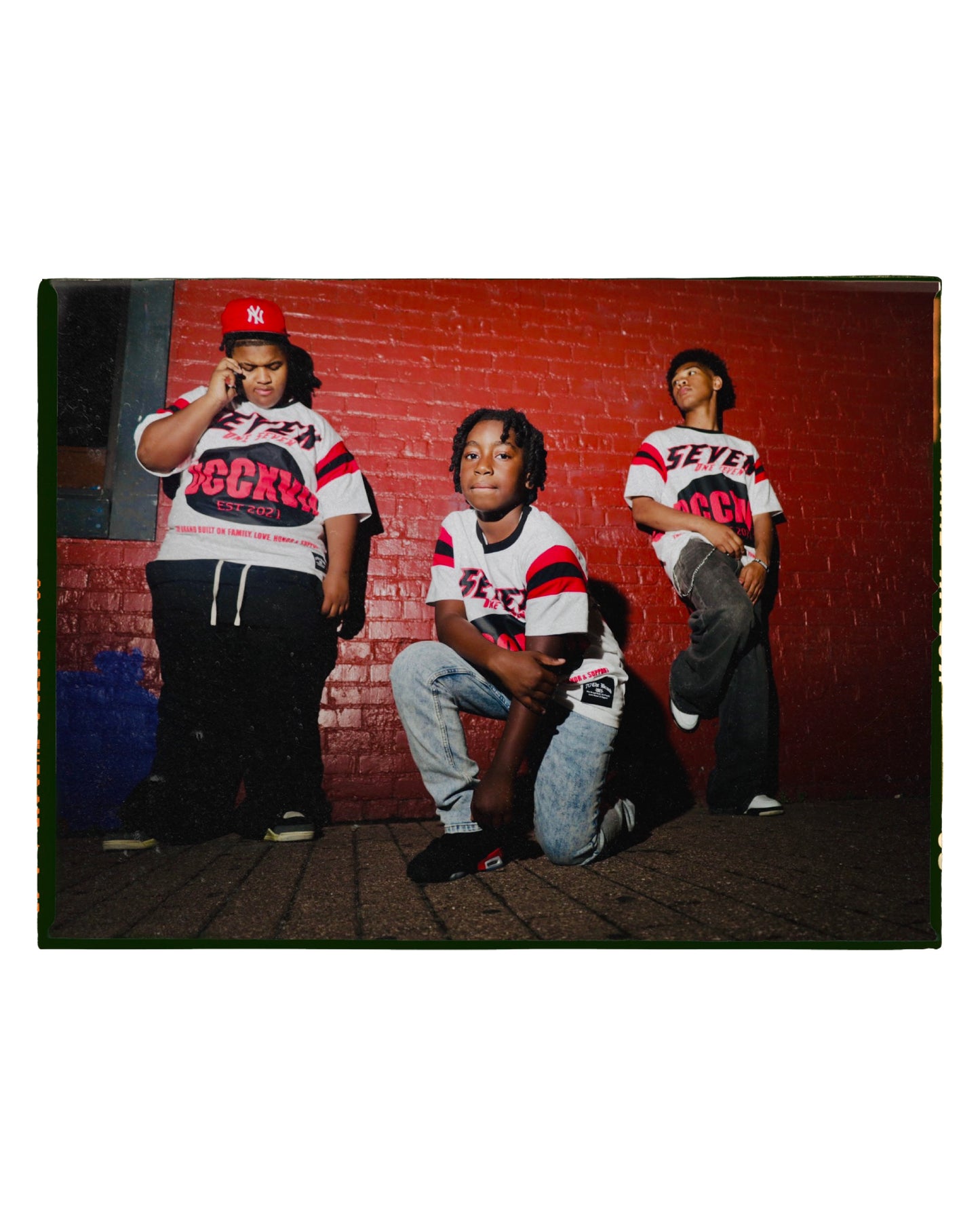 THE FAMILY CODE: VII CREST TEE